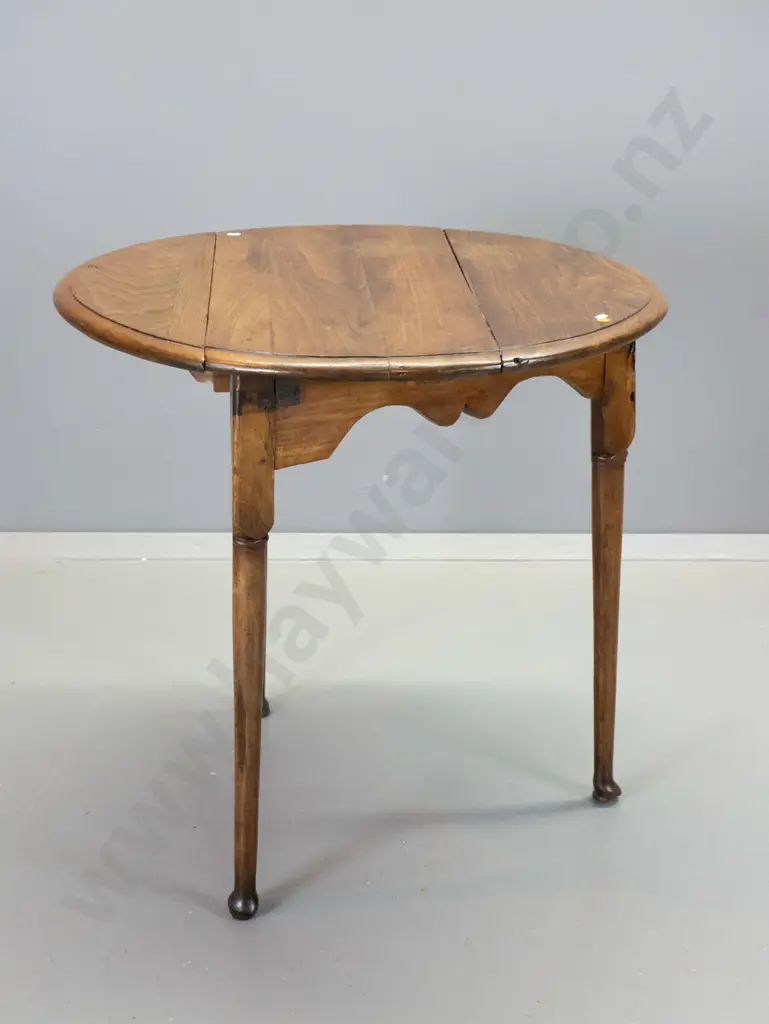 vintage oak round supper table - splitting to top H-720 Diameter 740 Image 1++