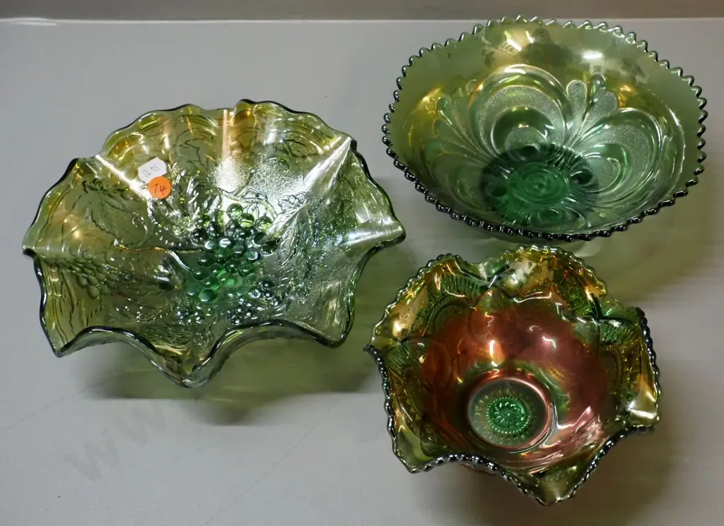 3 green carnival glass bowls including one grape pattern D-200 Image 1++