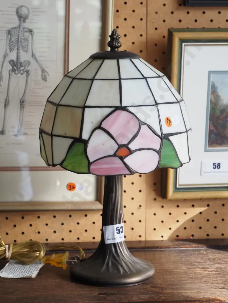 TIffany style table lamp H-360 Image 1++
