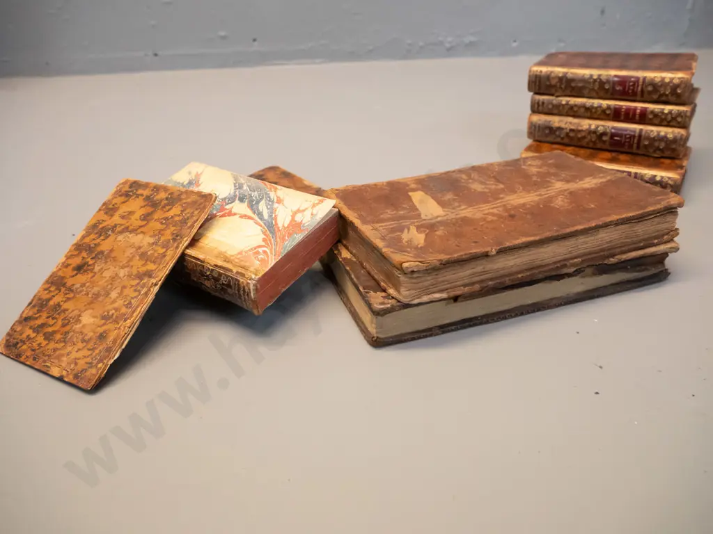 8 antique books - 1820 4 Vol. Tasso, 2 vol both in Dante in Italian, 1759 Lady Mary Montague, 1717 Latin vocabulary etc. Image 1++