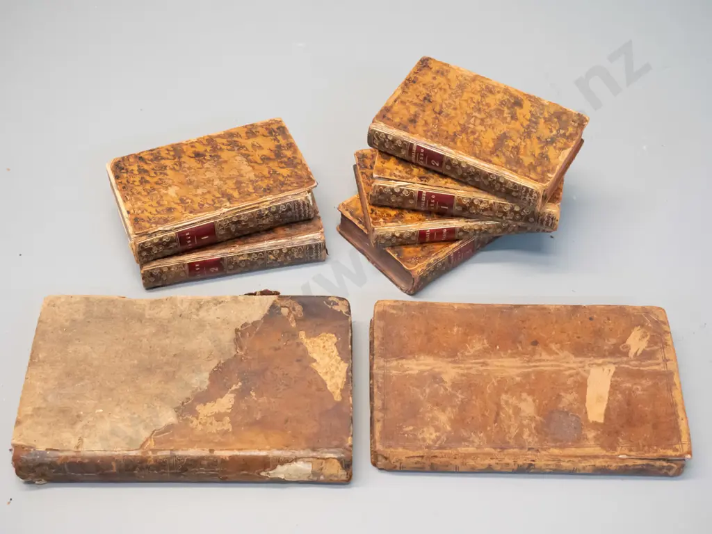 8 antique books - 1820 4 Vol. Tasso, 2 vol both in Dante in Italian, 1759 Lady Mary Montague, 1717 Latin vocabulary etc. Image 1++