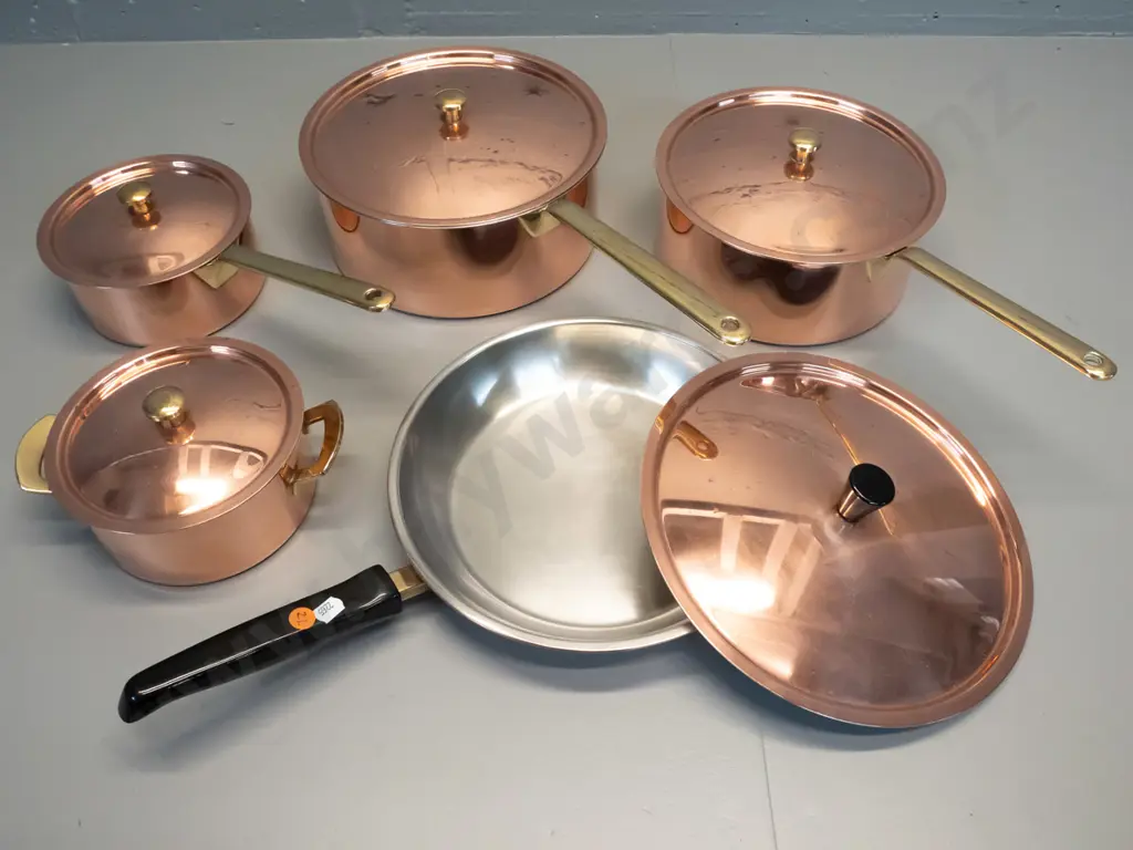 5 Spring / Culinox Switzerland copper clad cooking pots, 4 with brass handles & knobs, all with slight surface wear Image 1++