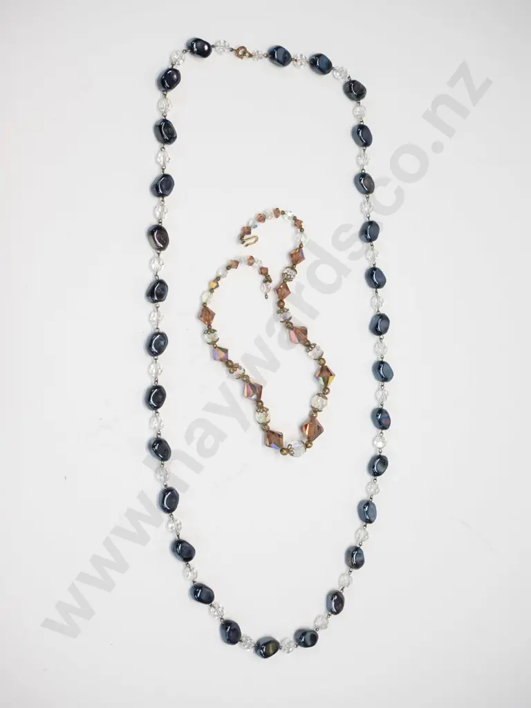 2 costume necklaces Image 1++