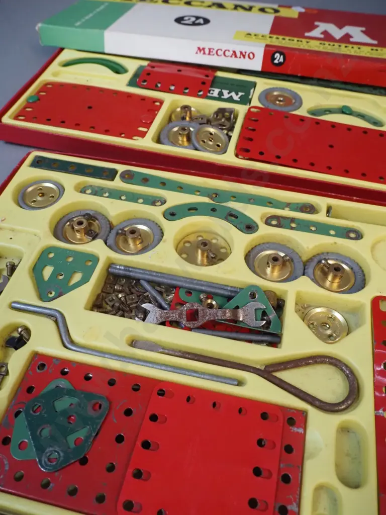 3 boxes of Meccano with various instruction booklets, looks like contents not complete Image 1++