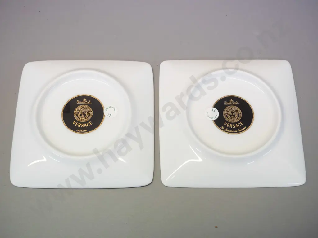 2 x small Versace square dishes W-110mm Image 1++