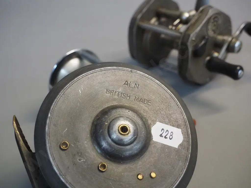 3 fishing reels - JW Young England "Gildex", Pflueger Akron USA, and aluminium marked ALN British Made D-85 Image 1++