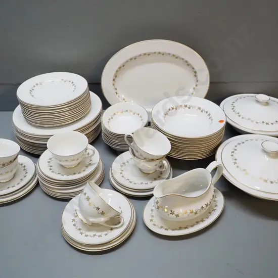 Royal Doulton "Citadel" pattern dinner set - incl. 2 covered veges, gravy boat, small platter, varying