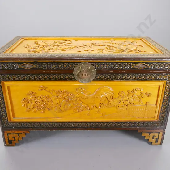 large Chinese camphorwood chest with brass catch - some movement in joints, lid stay needs re-attaching H600 W1020 D530