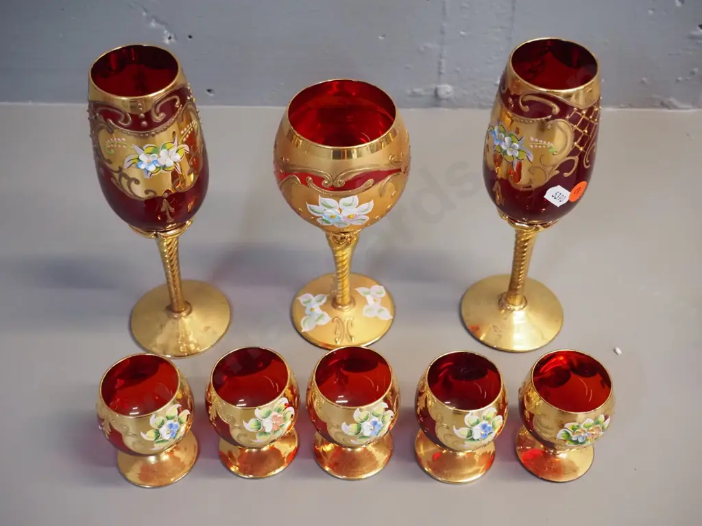 8 red Venetian glass goblets - 3 larger and 5 smaller, tallest is H-220 Image 1++