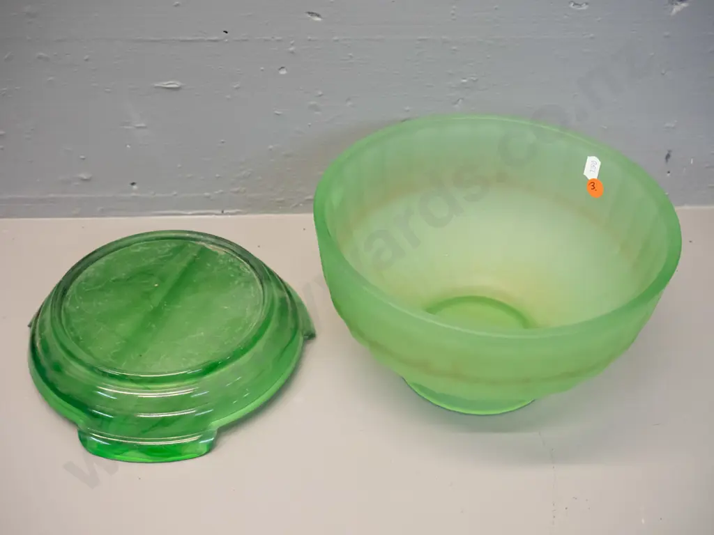 frosted green depression glass fruit bowl with non-matching veined glass stand - Some scratches on base, water line in Image 1++