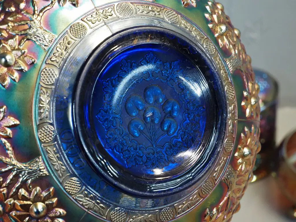 3 pieces carnival glass - lidded pot and large leaf pattern bowl on blue glass,  footed bowl in dark orange H-70 D-220 Image 1++
