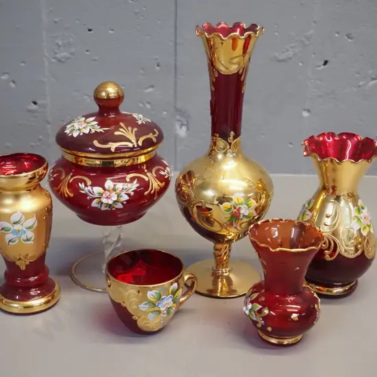 6 pieces of red Venetian glass - 4 vases, a cover pot and a small cup. Tallest vase is H-210