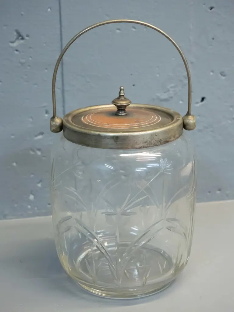 vintage etched and cut glass biscuit barrel with plated handle and lid - plating worn away H-180 D-140 Image 1++