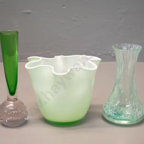 3 glass items - 2 vases - mottled blue and green bubble base bud vase H-150 - and a frilled green and milk glass bowl