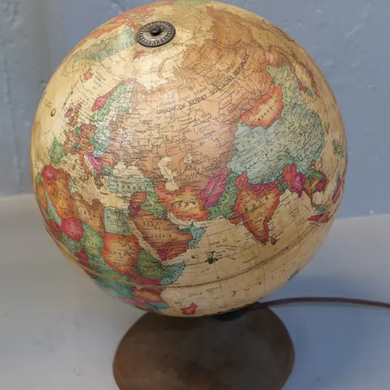 illuminated world globe on wooden base - Scanglobe Denmark 1984. H-420 Diameter 300