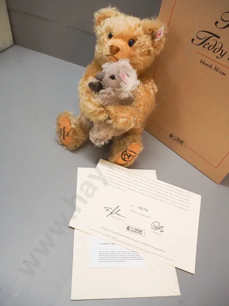Steiff teddy bear in original box with certificate - "Tilley" & koala, limited Australian edition of 1500. H-250 sitting Image 1++