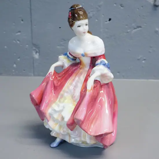 Royal Doulton figurine - 'Southern Belle' - H-200