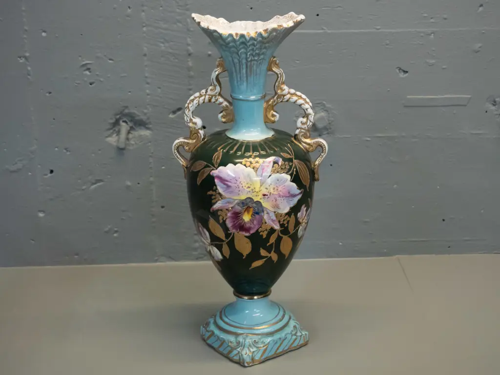 Victorian style double handled orchid pattern vase - some loss of gilt H-360 W-160 Image 1++