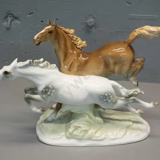 large Hutschenreuther porcelain figure of two running horses H-290 L-400