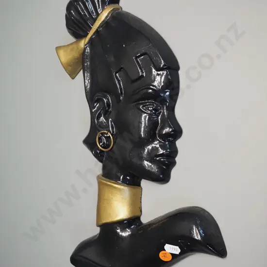 retro painted cast aluminium wall silhouette H-380 W-230