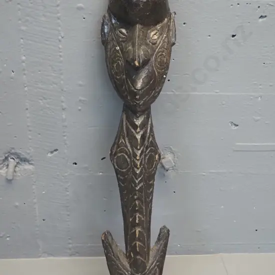 carved timber tribal style wall hanging - some rubbing & wear to polish H-530 W-100