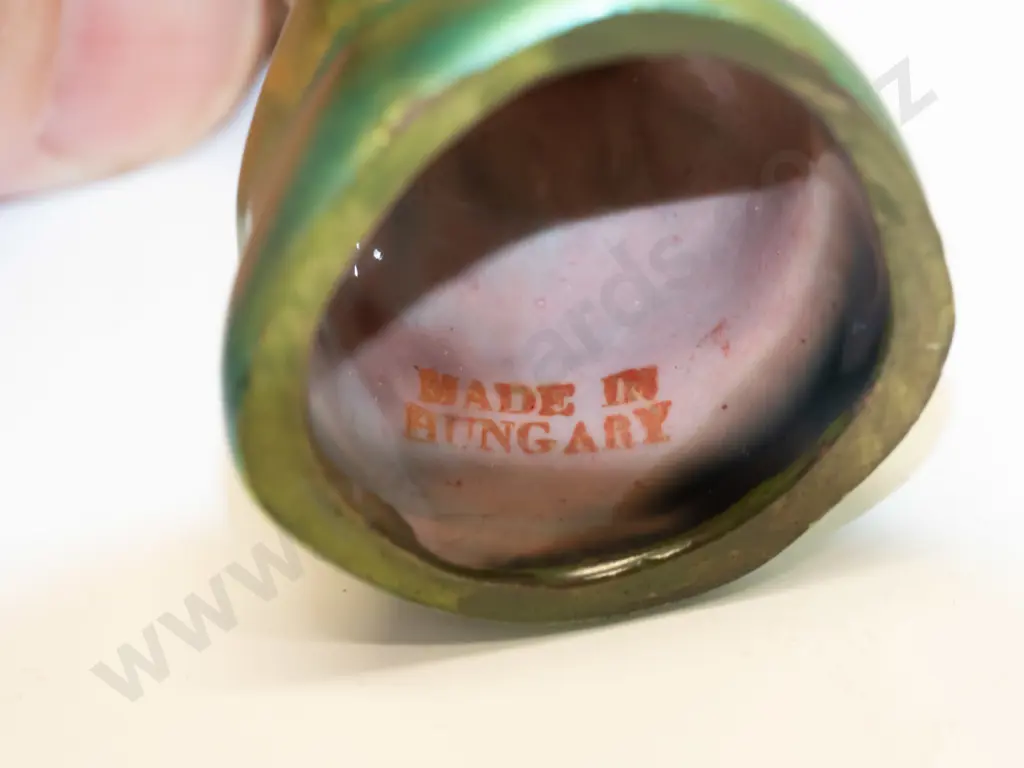 Art Nouveau owl figure with iridescent glaze - 'Hungarian Zsolnay' Image 1++