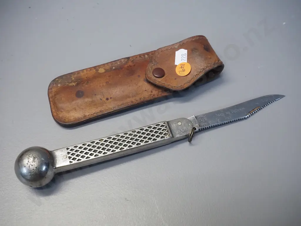 Puma German combination angler's pocket knife & "priest" with weigh scale markings, leather pouch, L-240 opened out Image 1++