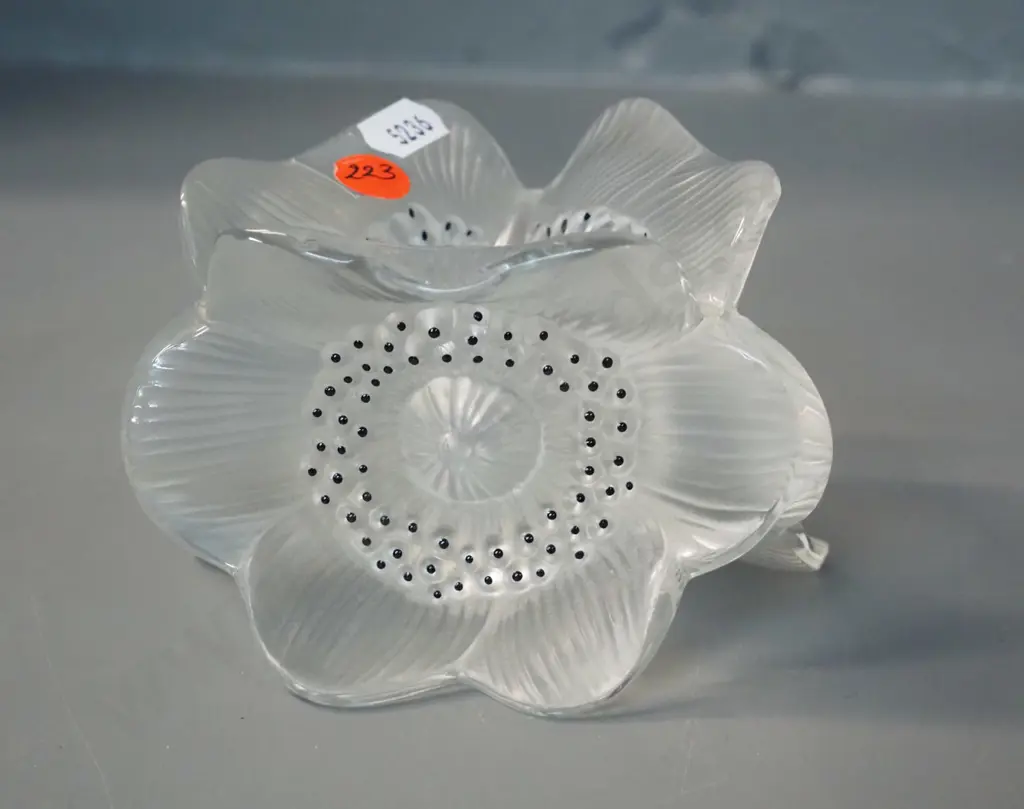 Lalique glass poppy themed candle holder H-80 D-130 and a small moulded and etched sailing ship ornament - unknown Image 1++