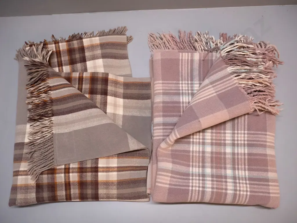 2 retro New Zealand made check woollen blankets - one has small hole, other some staining. One has label but too worn to Image 1++
