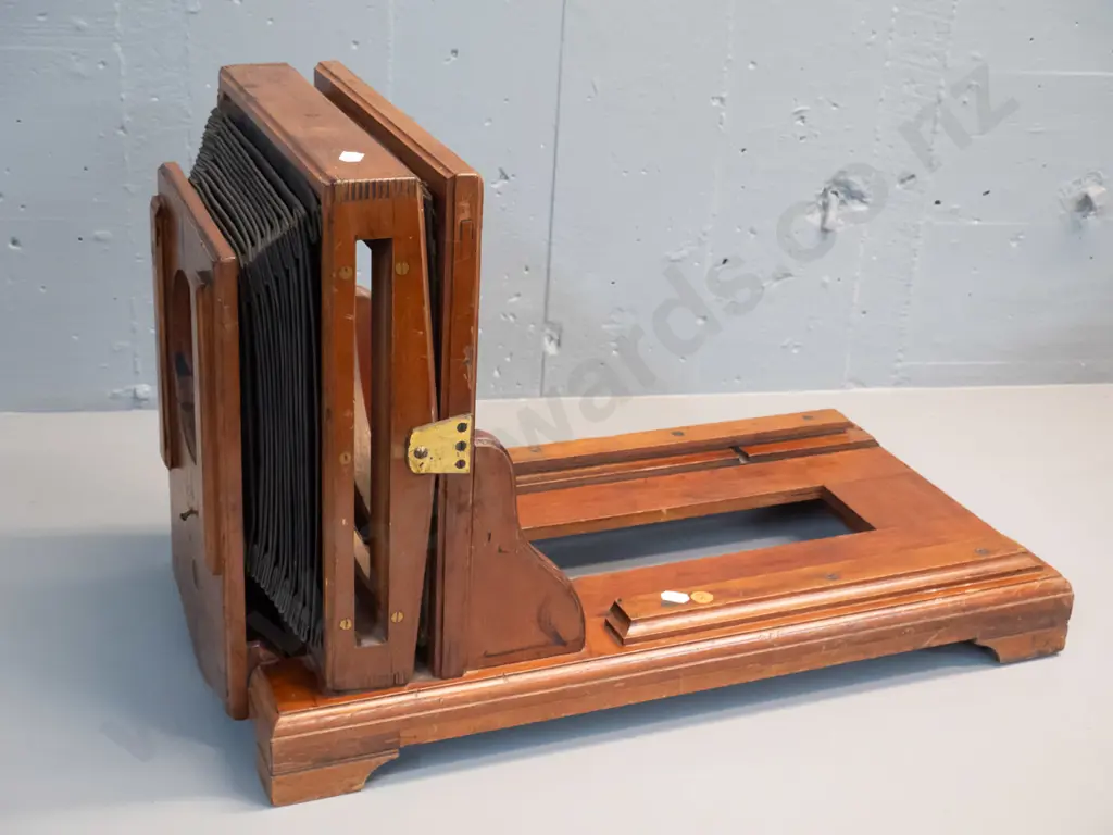 large antique timber camera body with sliding bellows section, no lens board or back H-370 W-310 L-560 closed Image 1++