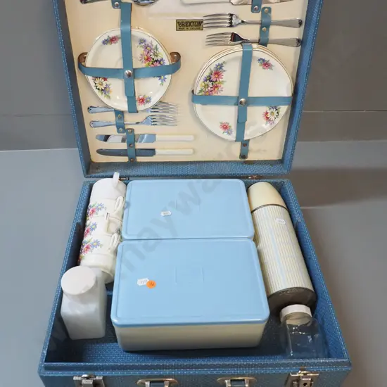 vintage Brexton English picnic set w/4-place china cups & plates (one cup replaced) cutlery, 1 flask, etc. W-400 D-380