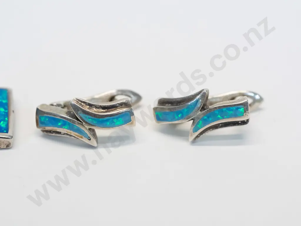 silver mottled blue stone necklace & earrings stamped 925 Image 1++