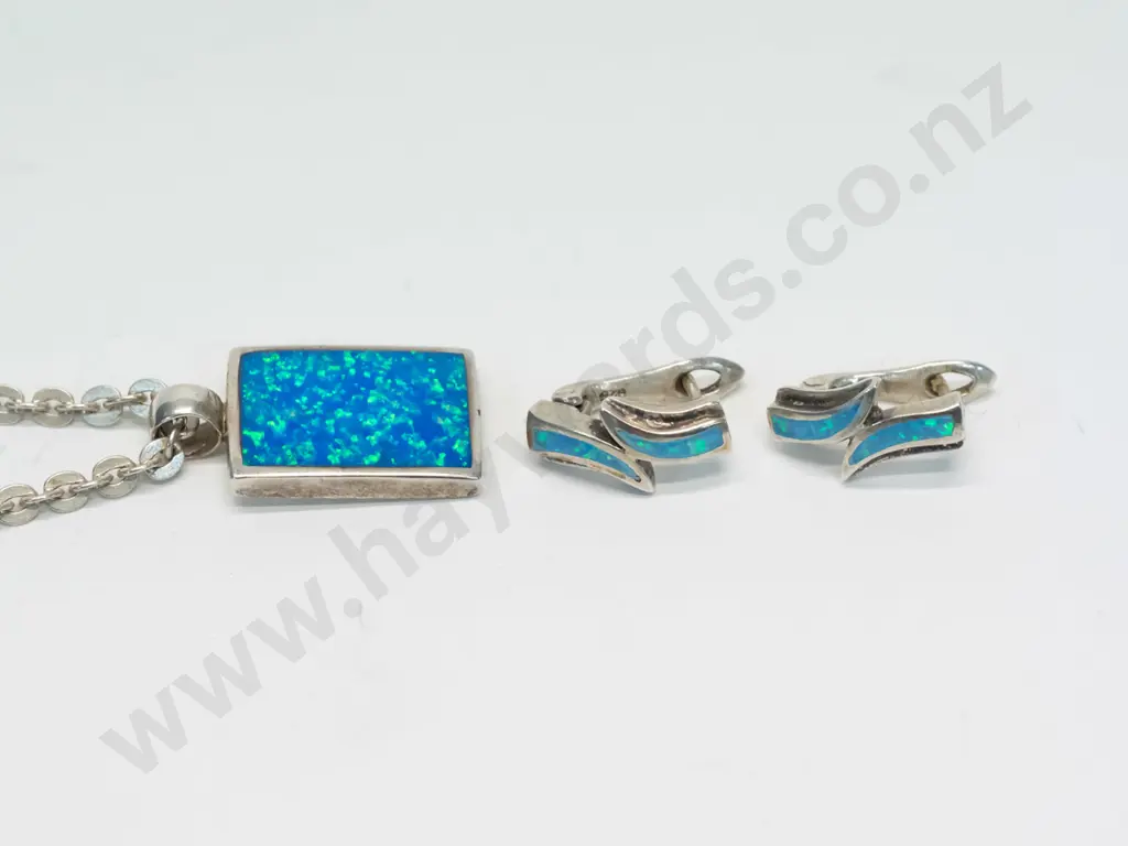 silver mottled blue stone necklace & earrings stamped 925 Image 1++