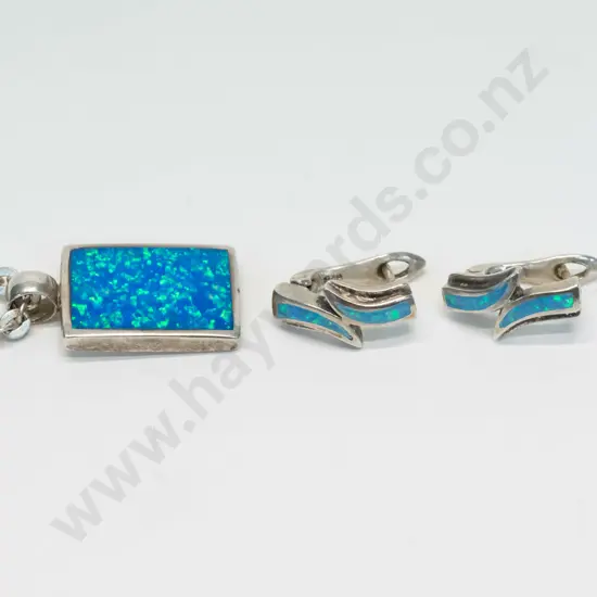 silver mottled blue stone necklace & earrings stamped 925