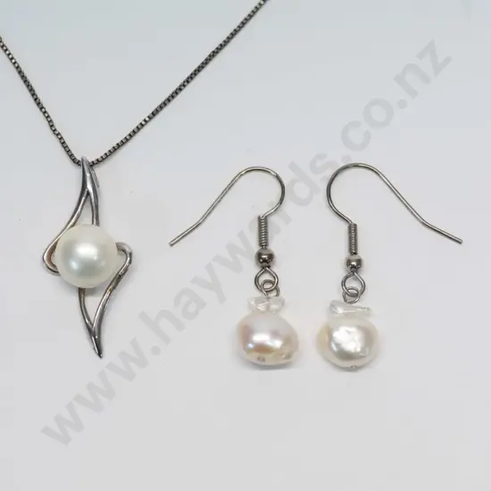 cultured pearl pendant stamped S925 on chain stamped Italy 925, and a pair of pearl and clear stone earrings