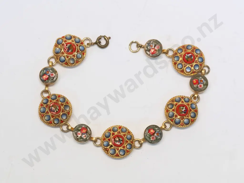 costume bracelet Image 1++