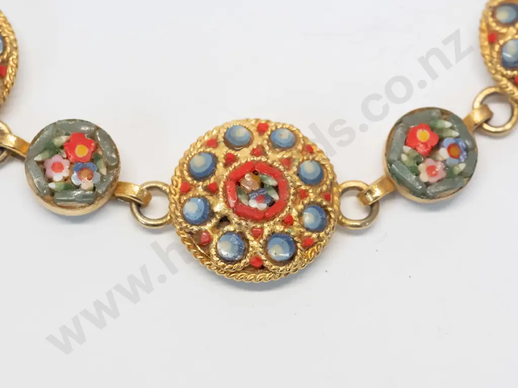 costume bracelet Image 1++
