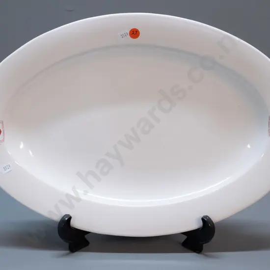 Temuka pottery oval platter / ashett with Selwyn College motto L-440 W-300