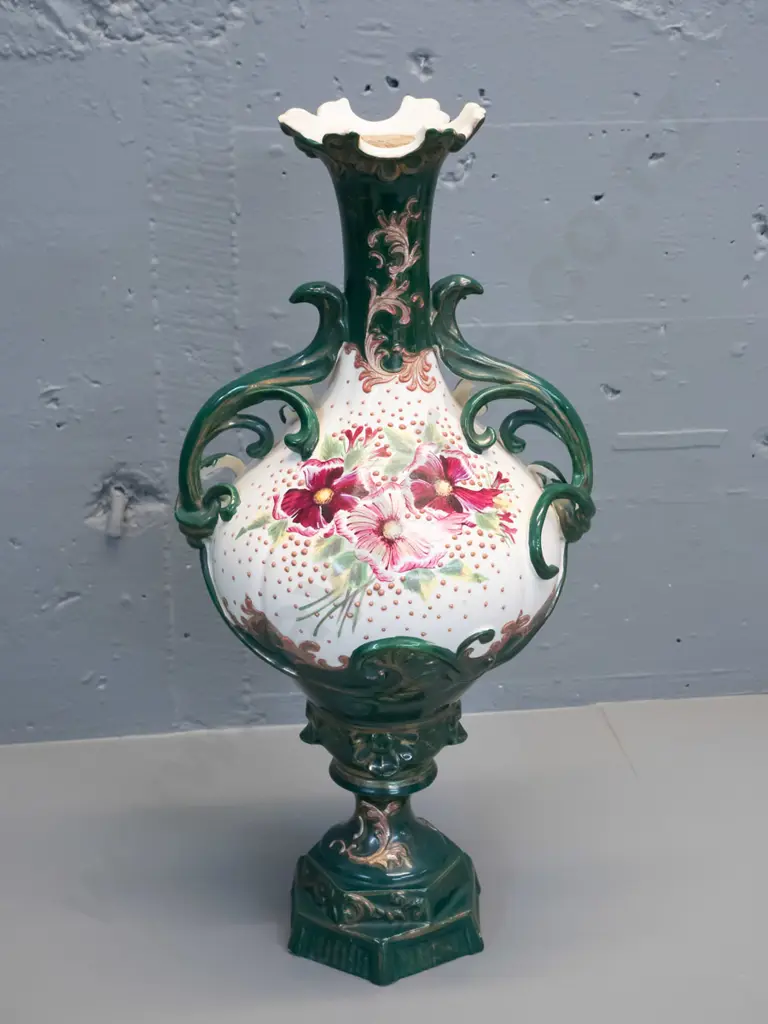 Victorian hand-painted floral motif handled vase - some flecks around base, putty residue around top rim H500 Image 1++