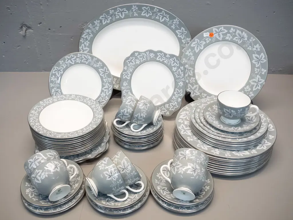 Wedgwood "Moselle" pattern bone china dinner ware - varying numbers, has 11 dinner, 9 cups & saucers, ashett etc. Image 1++