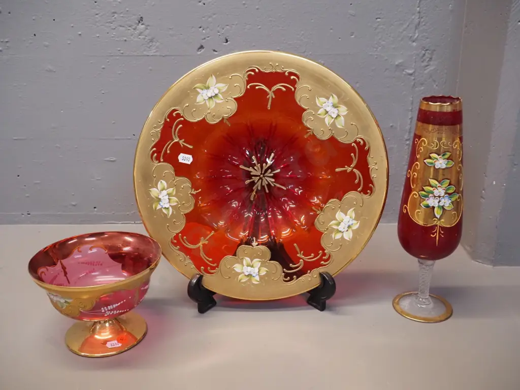 3 pieces of red Venetian glass - large platter D-320, footed vase H-280 and a comport Image 1++