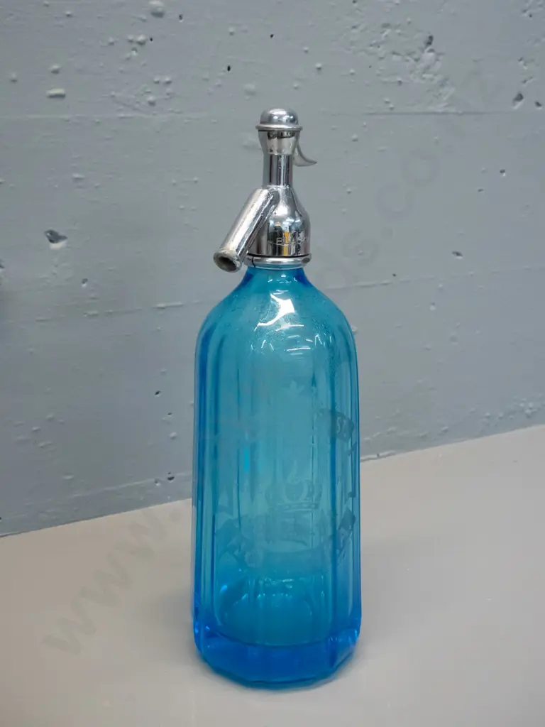turquoise glass soda syphon bottle marked H. Kortegast Hokitika / maker Mayo London H-320 Image 1++