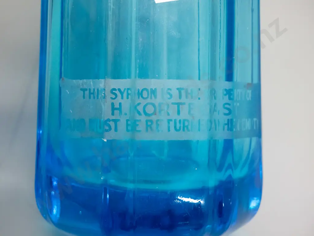 turquoise glass soda syphon bottle marked H. Kortegast Hokitika / maker Mayo London H-320 Image 1++