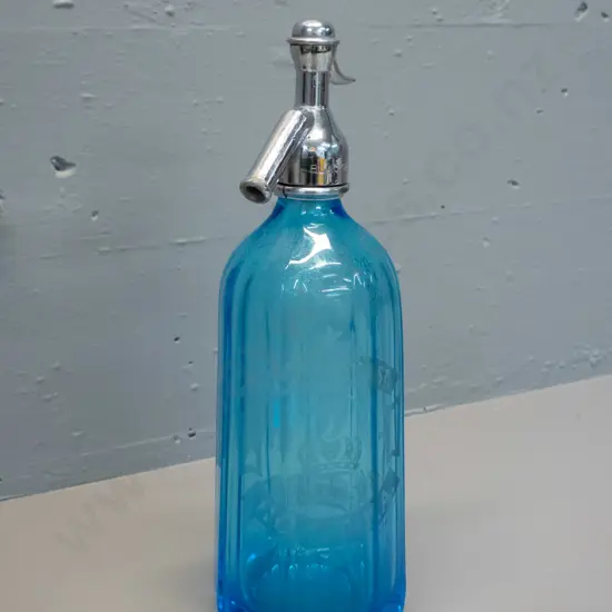 turquoise glass soda syphon bottle marked H. Kortegast Hokitika / maker Mayo London H-320