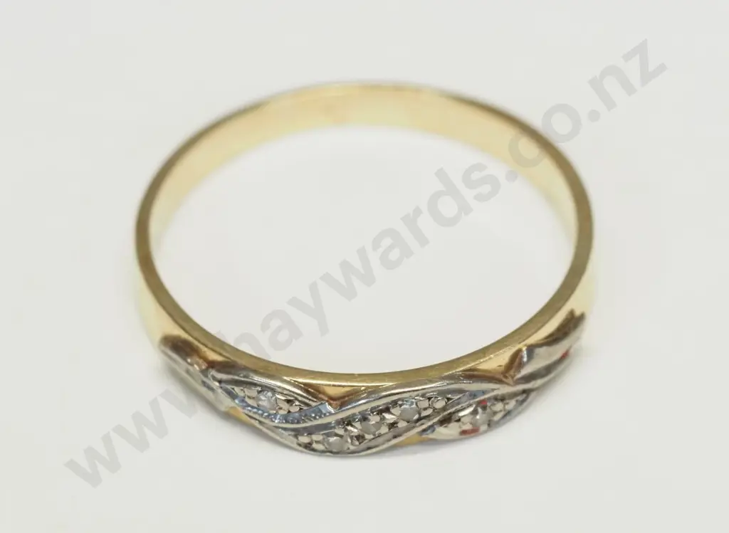 9ct yellow gold 5 diamond eternity ring 1.80gms Image 1++