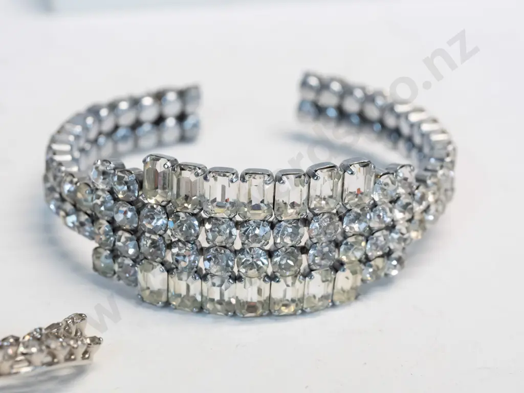 crystal earrings [screw-on]  crystal cuff bangle [one stone missing & crystal brooch - not a matching set Image 1++