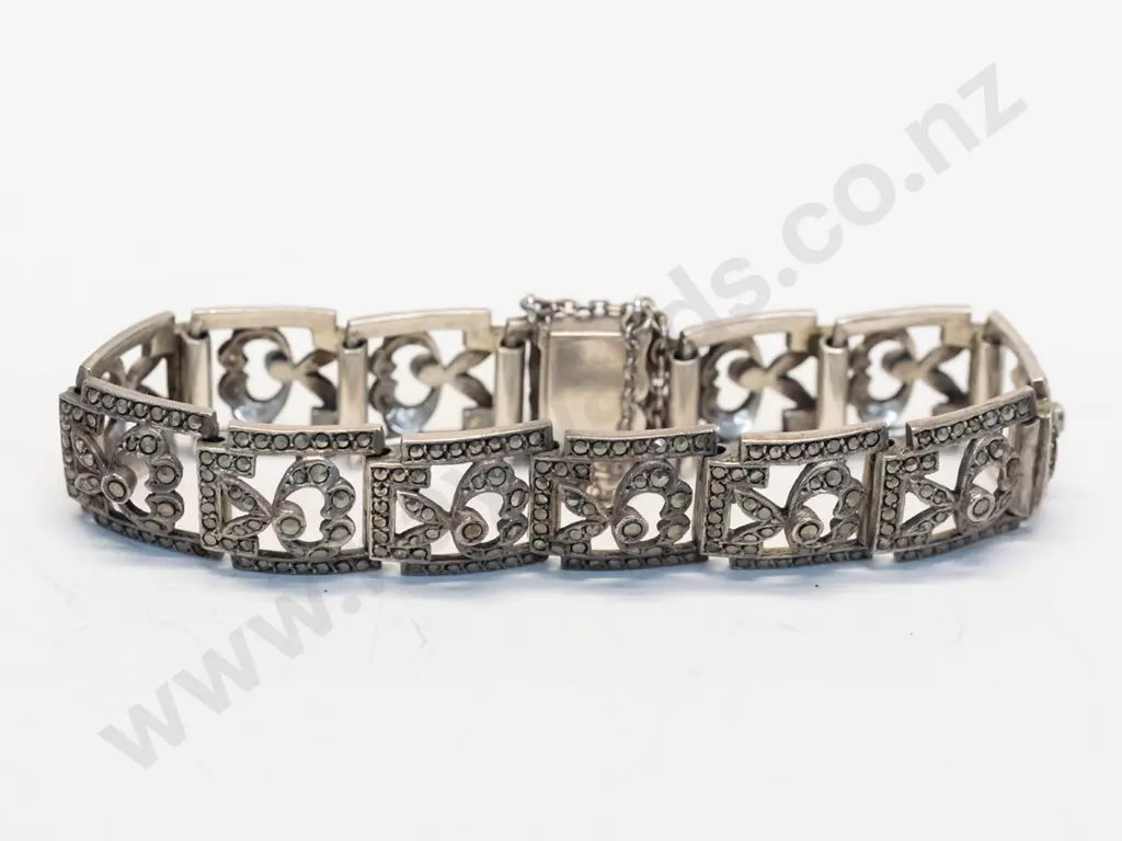 marcasite bracelet with safety chain Image 1++