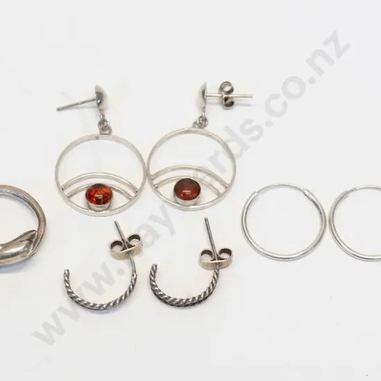 silver dolphin ring stamped stgsil & 3 pairs of silver earrings no marks