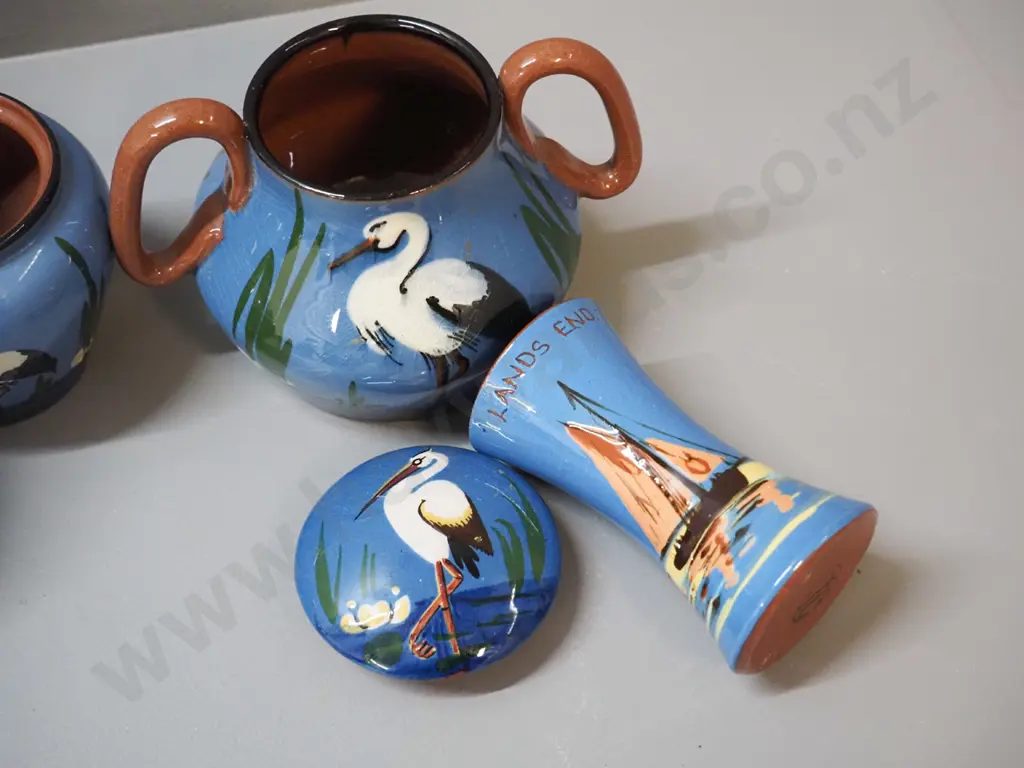 5 pieces Watcombe's Torquay ware pottery - 4  heron pattern including lidded pot H-110 W-150 and a small vase Image 1++
