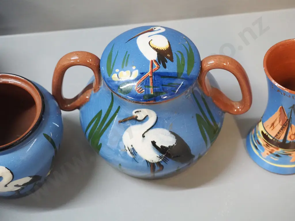 5 pieces Watcombe's Torquay ware pottery - 4  heron pattern including lidded pot H-110 W-150 and a small vase Image 1++